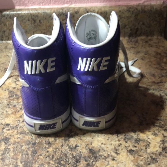 Women’s size 10 Nike high tops - Picture 4 of 5